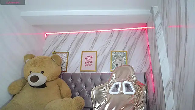 Snapshot of Laia_angel_b chatting on 6, 2, 2025 Laia angel b online show from 6, 2, 2025