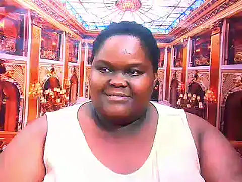 Snapshot of EbonyHotBuns chatting on 19, 6, 2026 EbonyHotBuns online show from 19, 6, 2026