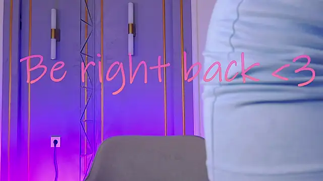 Smiley Mia online show from 31, 1, 2025