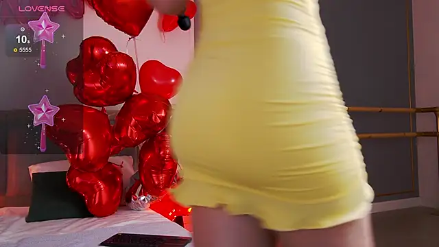 Smiley Mia online show from 13, 2, 2025