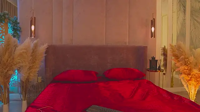 Smiley Mia online show from 2, 4, 2026