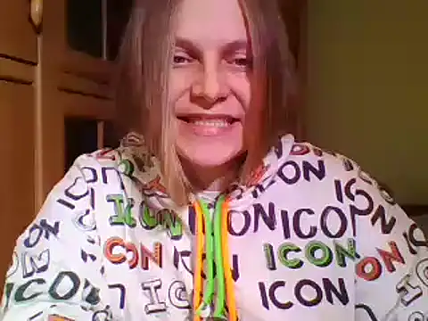 Evasapples online show from 1, 12, 2024