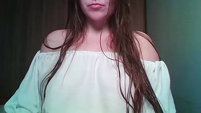 Snapshot of Evasapples chatting on 9, 5, 2026 Evasapples online show from 9, 5, 2026