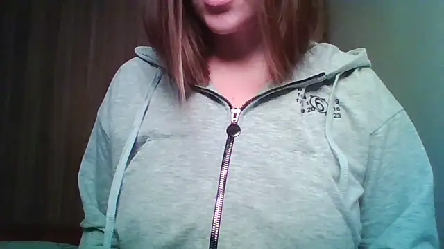 Snapshot of Evasapples chatting on 9, 6, 2026 Evasapples online show from 9, 6, 2026