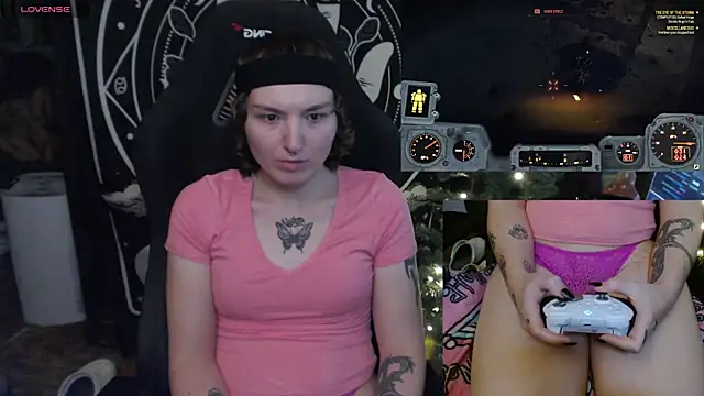 BrandiWRLD 999 online show from 15, 1, 2025