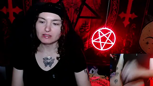 BrandiWRLD 999 online show from 9, 10, 2025