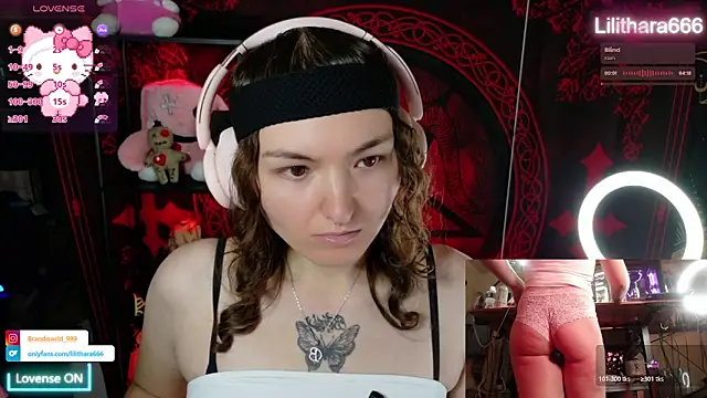 Snapshot of BrandiWRLD_999 chatting on 16, 12, 2025 BrandiWRLD 999 online show from 16, 12, 2025