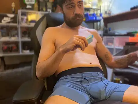 slutty guy12 online show from 29, 1, 2025