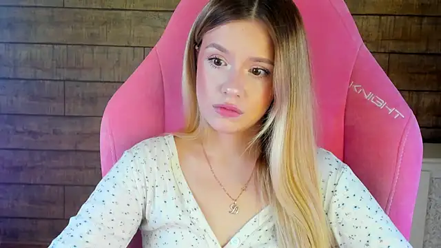 MilanaBalmain online show from 22, 5, 2026