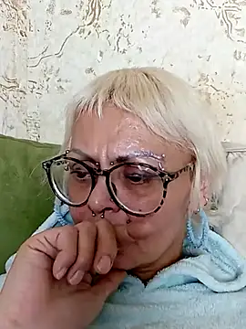 Gardener of Illusions online show from 6, 3, 2025