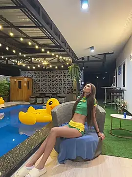 Snapshot of dreamgirls100 chatting on 30, 12, 2024 dreamgirls100 online show from 30, 12, 2024