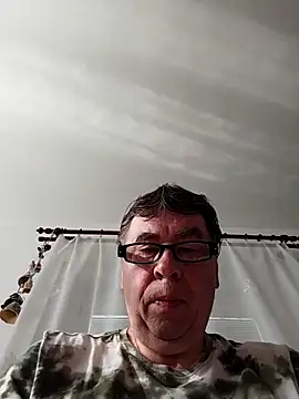 Snapshot of Lisak951 chatting on 27, 4, 2026 Lisak951 online show from 27, 4, 2026