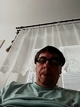 Snapshot of Lisak951 chatting on 15, 5, 2026 Lisak951 online show from 15, 5, 2026