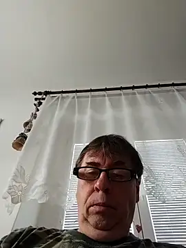 Snapshot of Lisak951 chatting on 19, 5, 2026 Lisak951 online show from 19, 5, 2026