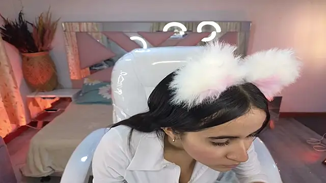 Mia Fischer online show from 5, 12, 2025