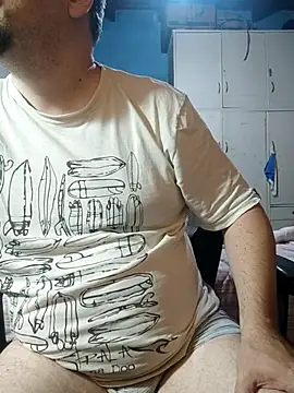 Snapshot of MrBig_2024 chatting on 24, 2, 2025 MrBig 2024 online show from 24, 2, 2025