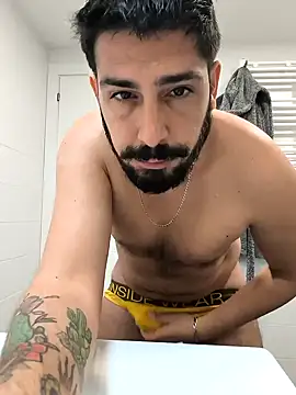 Snapshot of cricrimsBarcelona chatting on 15, 12, 2024 cricrimsBarcelona online show from 15, 12, 2024