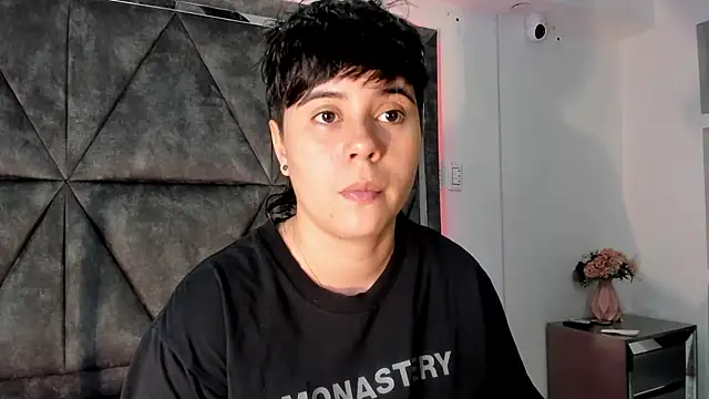 Snapshot of AbbySmiitth_ chatting on 27, 6, 2026 AbbySmiitth online show from 27, 6, 2026