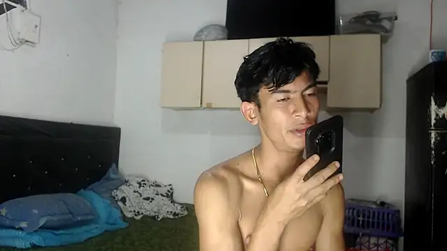 Snapshot of badssboys_always chatting on 25, 2, 2025 badssboys always online show from 25, 2, 2025