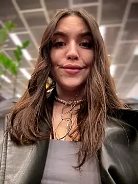 meow girl online show from 18, 12, 2025