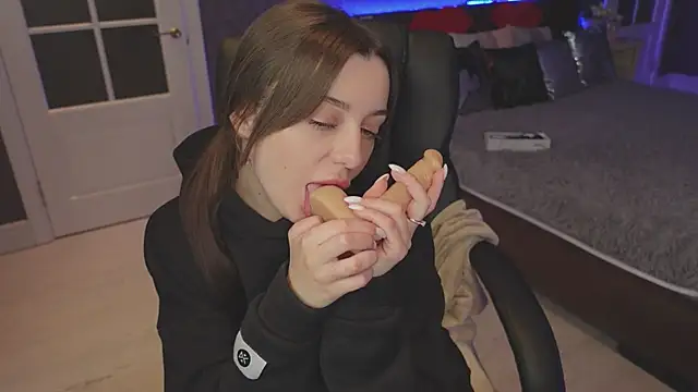 DinaCandy online show from 29, 1, 2025