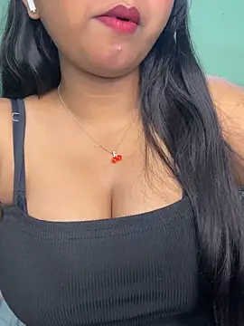 Ishaani 0 online show from 7, 4, 2026