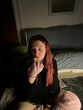 Stoner BarbieXX online show from 25, 1, 2025