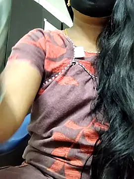 Snapshot of Tamilrojanew chatting on 19, 5, 2026 Tamilrojanew online show from 19, 5, 2026