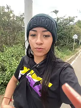 Snapshot of Little_aphrodite chatting on 13, 12, 2024 Little aphrodite online show from 13, 12, 2024