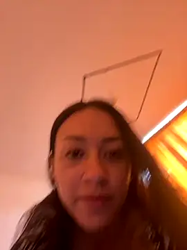 Snapshot of Little_aphrodite chatting on 10, 10, 2025 Little aphrodite online show from 10, 10, 2025