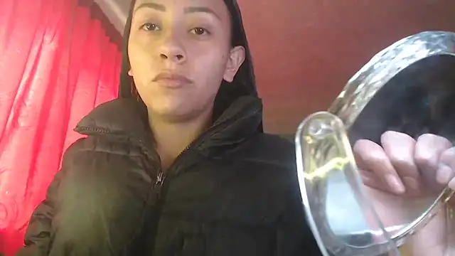 Snapshot of Little_aphrodite chatting on 5, 12, 2025 Little aphrodite online show from 5, 12, 2025