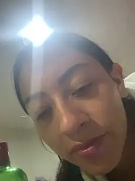 Snapshot of Little_aphrodite chatting on 22, 12, 2025 Little aphrodite online show from 22, 12, 2025