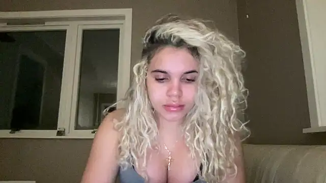 Snapshot of brithneysquirt chatting on 10, 3, 2026 brithneysquirt online show from 10, 3, 2026