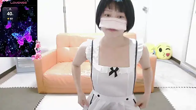 Snapshot of minamina1221 chatting on 17, 4, 2026 minamina1221 online show from 17, 4, 2026