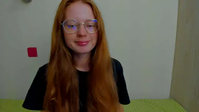 Snapshot of Fire_Luna chatting on 10, 9, 2025 Fire Luna online show from 10, 9, 2025