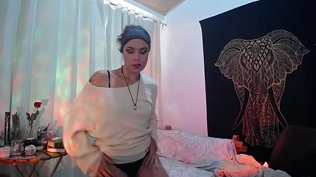 AmaRiv online show from 26, 2, 2025