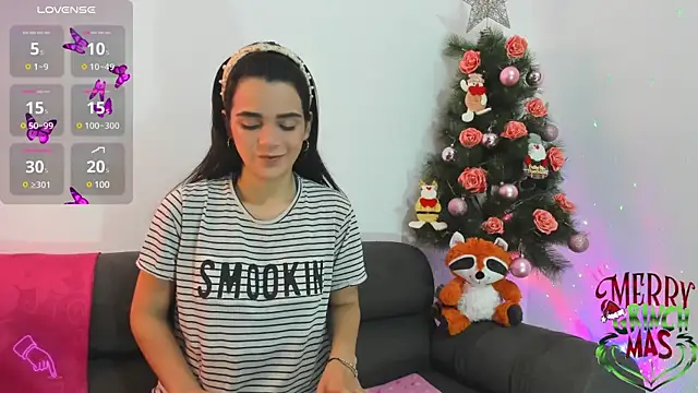 Snapshot of Chloesmithx_ chatting on 15, 12, 2024 Chloesmithx online show from 15, 12, 2024