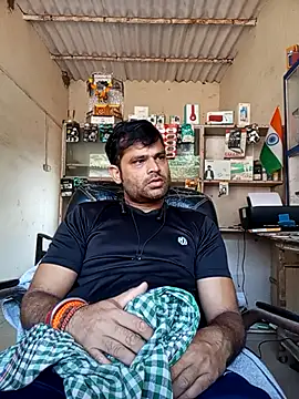 Snapshot of Priynkarani chatting on 22, 11, 2025 Priynkarani online show from 22, 11, 2025