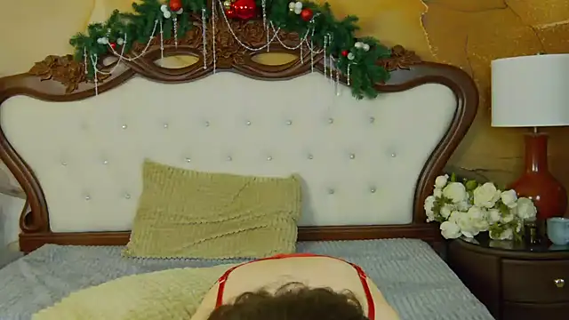 Snapshot of IreneRaye chatting on 28, 12, 2024 IreneRaye online show from 28, 12, 2024