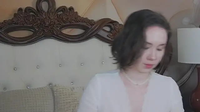 Snapshot of IreneRaye chatting on 5, 2, 2025 IreneRaye online show from 5, 2, 2025