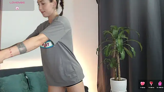 Susana Rios11 online show from 7, 11, 2025