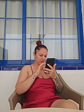 Amy--Samy online show from 24, 7, 2026