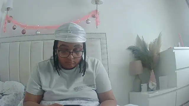 vanilla chocolate23 online show from 21, 12, 2025