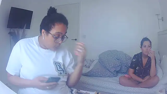 vanilla chocolate23 online show from 13, 4, 2026