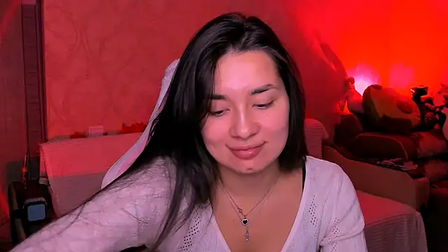 Snapshot of Swee_Alicee chatting on 2, 10, 2025 Swee Alicee online show from 2, 10, 2025