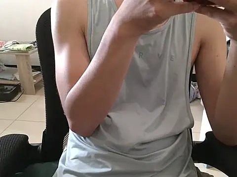 Snapshot of sexysmboy69 chatting on 21, 9, 2025 sexysmboy69 online show from 21, 9, 2025