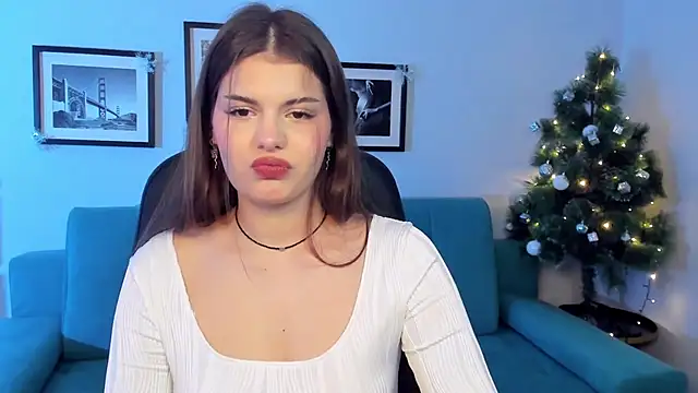 AdeliaKiss online show from 3, 1, 2025