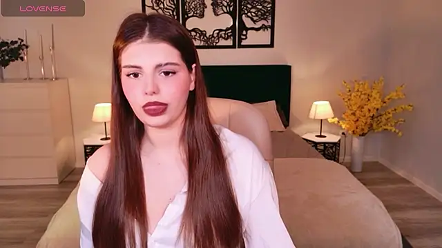 AdeliaKiss online show from 3, 2, 2026