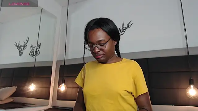 Snapshot of candy_lovee69 chatting on 4, 6, 2026 candy lovee69 online show from 4, 6, 2026