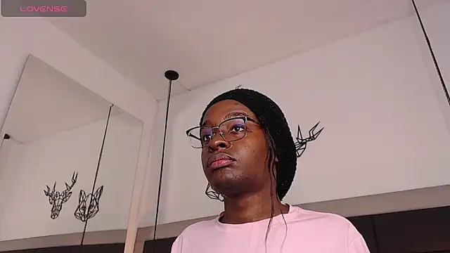 Snapshot of candy_lovee69 chatting on 9, 6, 2026 candy lovee69 online show from 9, 6, 2026